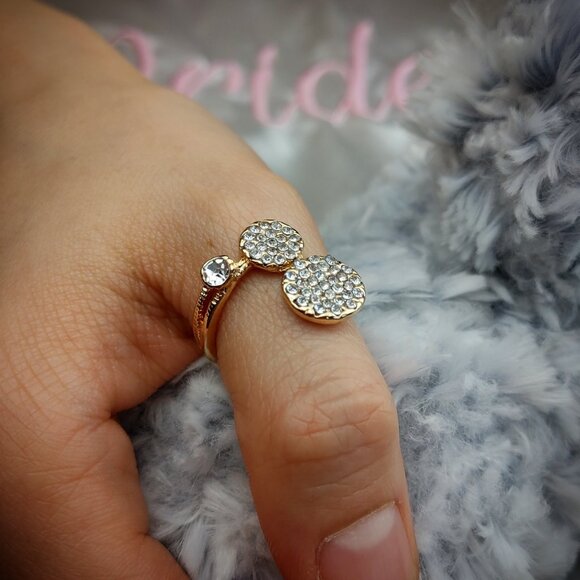 Two Rounds Korean Style Crystal Ring - Picture 2 of 4